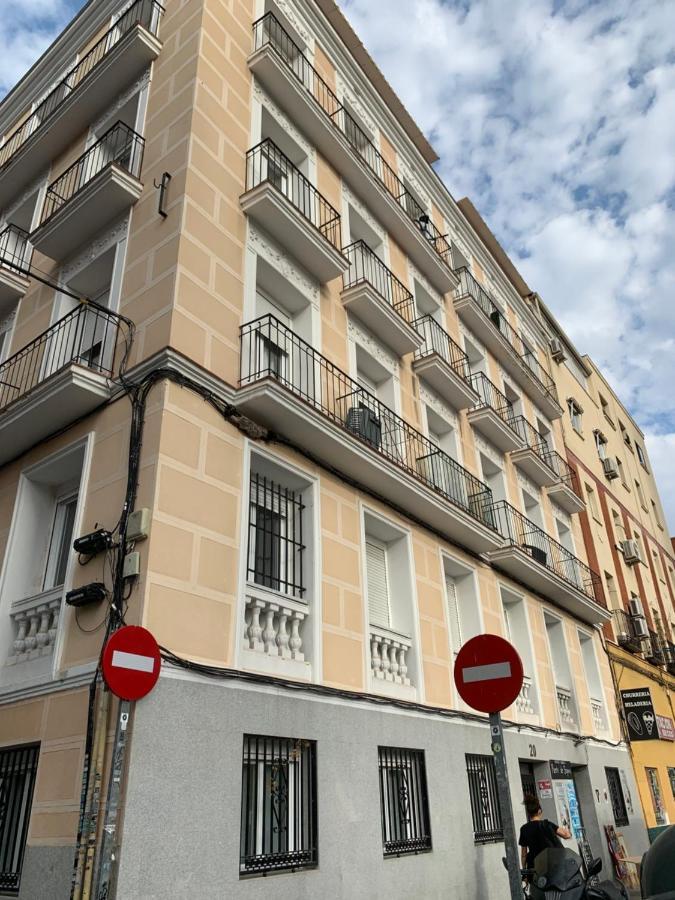 Encantador Alojamiento Junto Al Vibrante Corazon De Madrid Rio Exterior photo